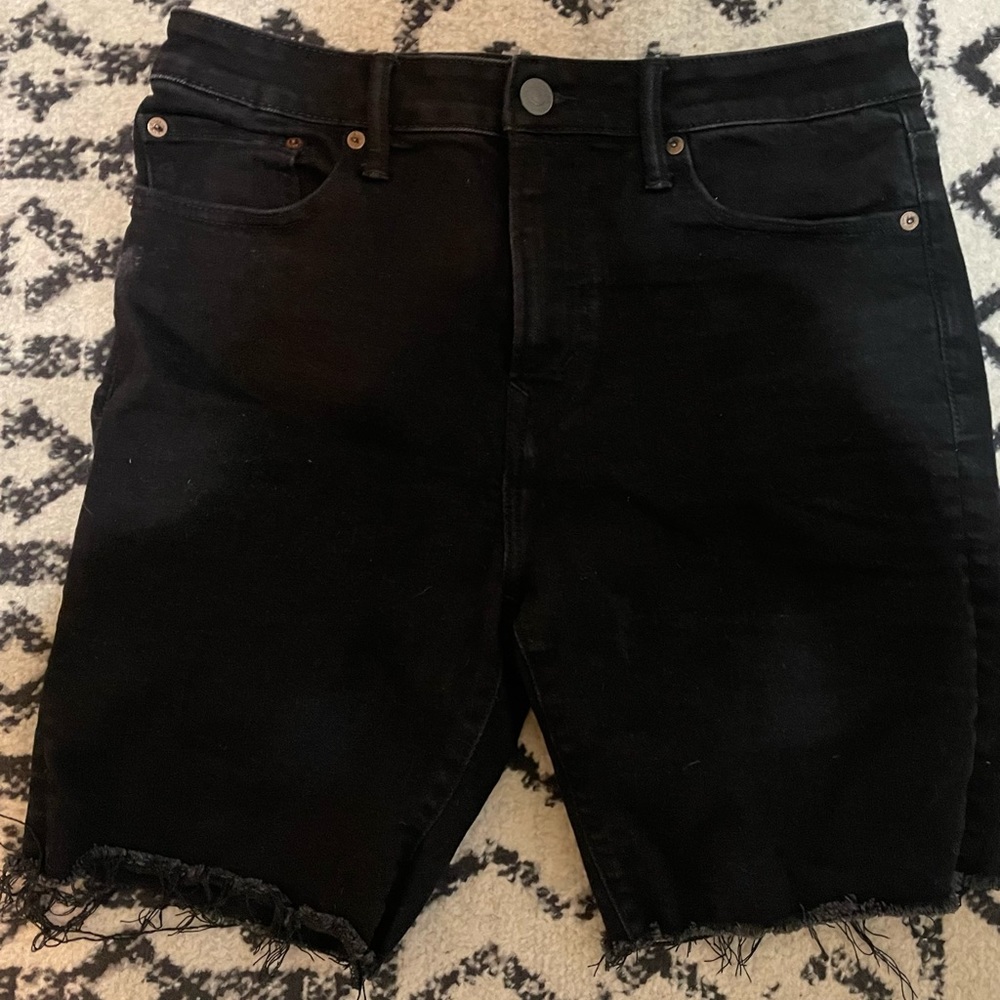 AE Mens black denim shorts, size 31, EUC